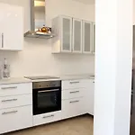 Charming San Simon Jn Апартаменты Изола