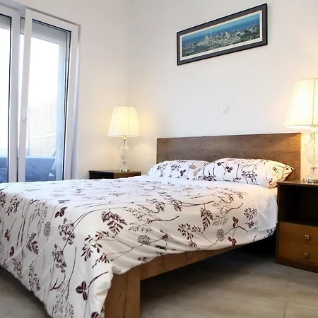 Charming San Simon Jn アパート